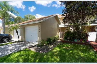704 Maplewood Drive, Greenacres, FL 33415 - Photo 40