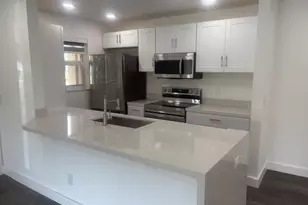 1022 Circle Dr, Delray Beach, FL 33445 - Photo 1