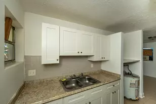 2108 Avenue E, Fort Pierce, FL 34950 - Photo 8