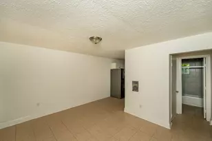 2108 Avenue E, Fort Pierce, FL 34950 - Photo 6