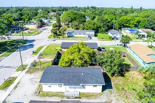 2108 Avenue E, Fort Pierce, FL 34950 - Photo 30