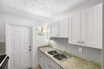 2108 Avenue E, Fort Pierce, FL 34950 - Photo 18