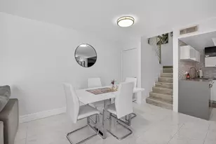 4310 Village Dr, Delray Beach, FL 33445 - Photo 6