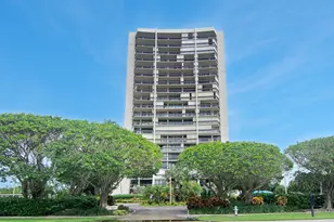 2400 Presidential Way, West Palm Beach, FL 33401 - Photo 2