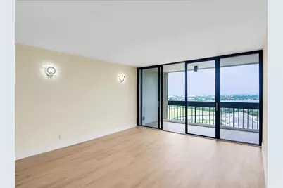 2400 Presidential Way #Ph2, West Palm Beach, FL 33401 - Photo 12