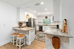 609 S 9th St, Fort Pierce, FL 34950 - Photo 10