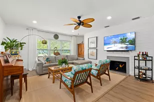 609 S 9th St, Fort Pierce, FL 34950 - Photo 6