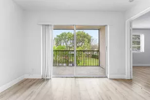 2230 N Cypress Bend Dr, Pompano Beach, FL 33069 - Photo 16