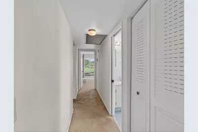 2001 Guildford A, Boca Raton, FL 33434 - Photo 52