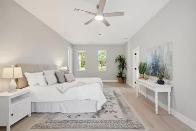 1018 Carolina Circle SW, Vero Beach, FL 32962 - Photo 20