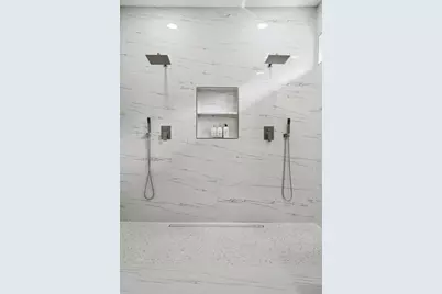 1018 Carolina Circle SW, Vero Beach, FL 32962 - Photo 22