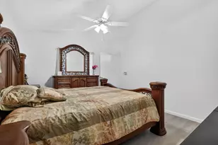 412 Trotters Ln, Greenacres, FL 33413 - Photo 24