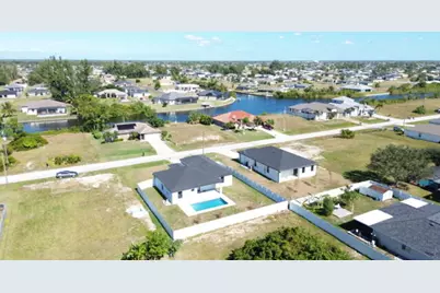 2458 NW 9th Ter Terrace, Cape Coral, FL 33993 - Photo 2