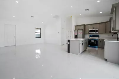 2458 NW 9th Ter Terrace, Cape Coral, FL 33993 - Photo 4