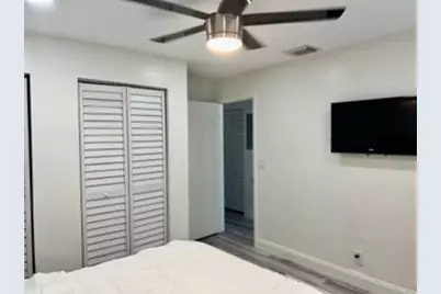 200 NE 56th Street #200, Oakland Park, FL 33334 - Photo 18