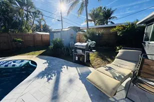 200 NE 56th St, Oakland Park, FL 33334 - Photo 2