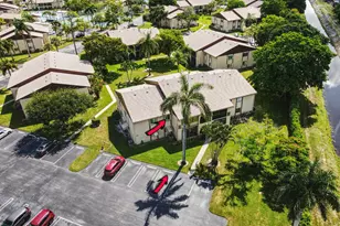 302 Pine Ridge Cir, Greenacres, FL 33463 - Photo 24