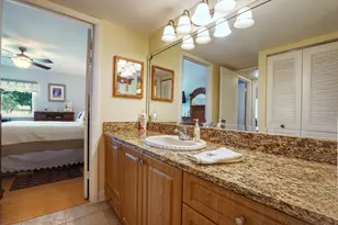 302 Pine Ridge Cir, Greenacres, FL 33463 - Photo 14