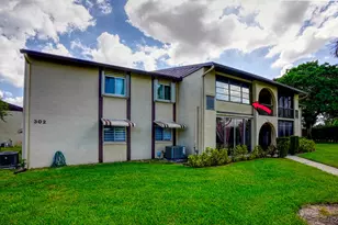 302 Pine Ridge Cir, Greenacres, FL 33463 - Photo 1