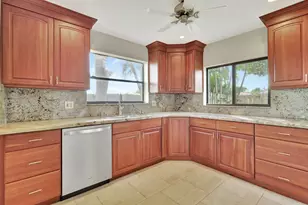 3516 Harbor Cir, Delray Beach, FL 33483 - Photo 10