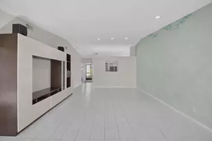 8146 Windgate Dr, Boca Raton, FL 33496 - Photo 6