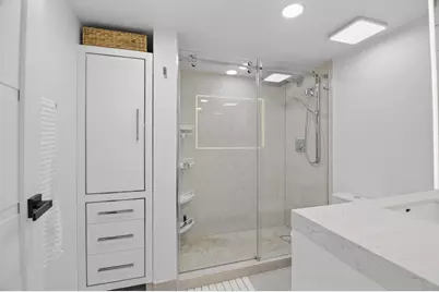 3005 Guildford A, Boca Raton, FL 33434 - Photo 10