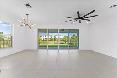 1346 Harvester Crossing, Loxahatchee, FL 33470 - Photo 8