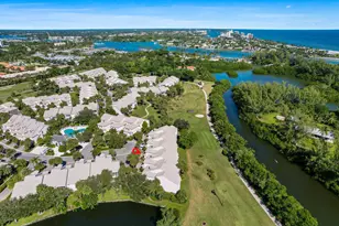 2706 Fairway Dr N, Jupiter, FL 33477 - Photo 2