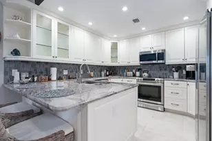 2706 Fairway Dr N, Jupiter, FL 33477 - Photo 12