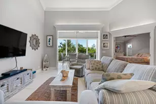 2706 Fairway Dr N, Jupiter, FL 33477 - Photo 8