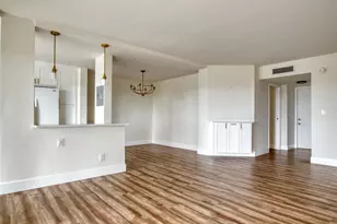 3590 Via Poinciana, Lake Worth, FL 33467 - Photo 6
