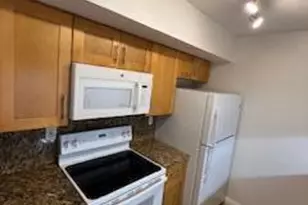 18206 Mediterranean Blvd, Hialeah, FL 33015 - Photo 14