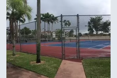 18206 Mediterranean Boulevard #4-21, Hialeah, FL 33015 - Photo 22