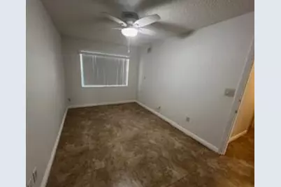 18206 Mediterranean Boulevard #4-21, Hialeah, FL 33015 - Photo 10