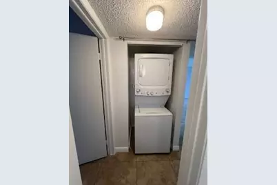 18206 Mediterranean Boulevard #4-21, Hialeah, FL 33015 - Photo 16