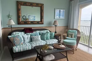 22 Harbour Isle Dr W, Fort Pierce, FL 34949 - Photo 18