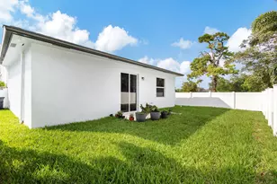 166 Neva Dr, West Palm Beach, FL 33415 - Photo 32