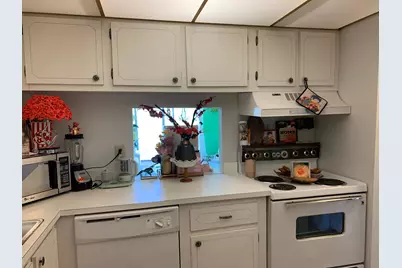 500 Executive Center Drive #3-F, West Palm Beach, FL 33401 - Photo 12