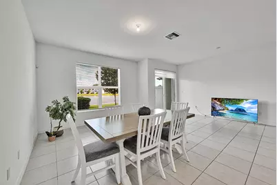 6933 Harbours Edge Avenue, Lake Worth, FL 33467 - Photo 8