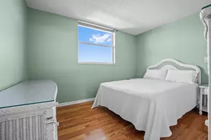 689 NE 6th Ct, Boynton Beach, FL 33435 - Photo 20