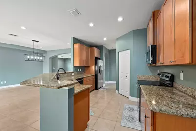 1455 SE Conference Circle, Stuart, FL 34997 - Photo 6