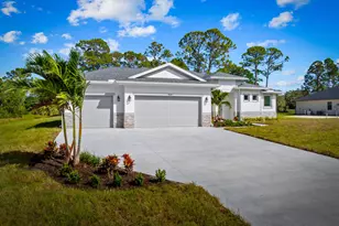 10634 Sugar Pine Dr, Fort Pierce, FL 34945 - Photo 32