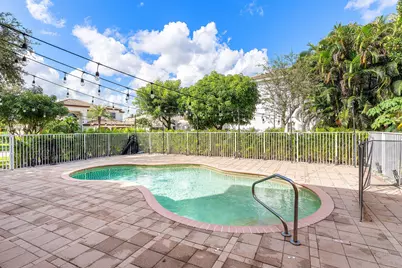 9915 Via Bernini, Lake Worth, FL 33467 - Photo 32