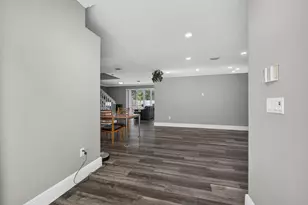 9893 Woodworth Ct, Wellington, FL 33414 - Photo 4