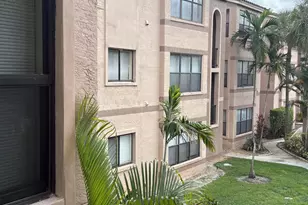 2846 S University Dr, Davie, FL 33328 - Photo 2