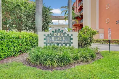 1640 Presidential Way #403, West Palm Beach, FL 33401 - Photo 2
