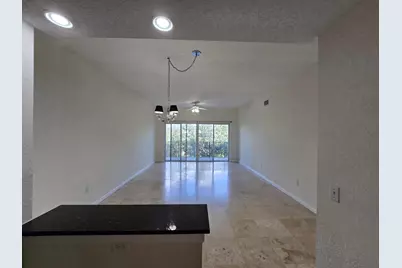 1640 Presidential Way #403, West Palm Beach, FL 33401 - Photo 8