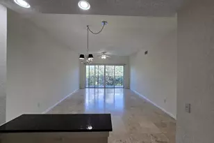 1640 Presidential Way, West Palm Beach, FL 33401 - Photo 8