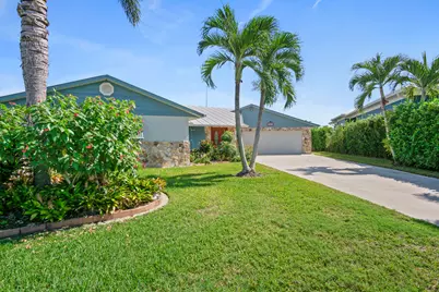 1360 SW Albatross Way, Palm City, FL 34990 - Photo 10