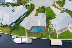 1360 SW Albatross Way, Palm City, FL 34990 - Photo 4